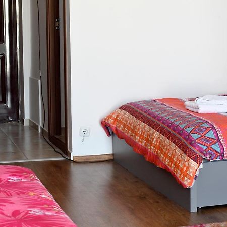 Lovely 1 Bedroom Apartment With Free Street Parking Bucharest Luaran gambar